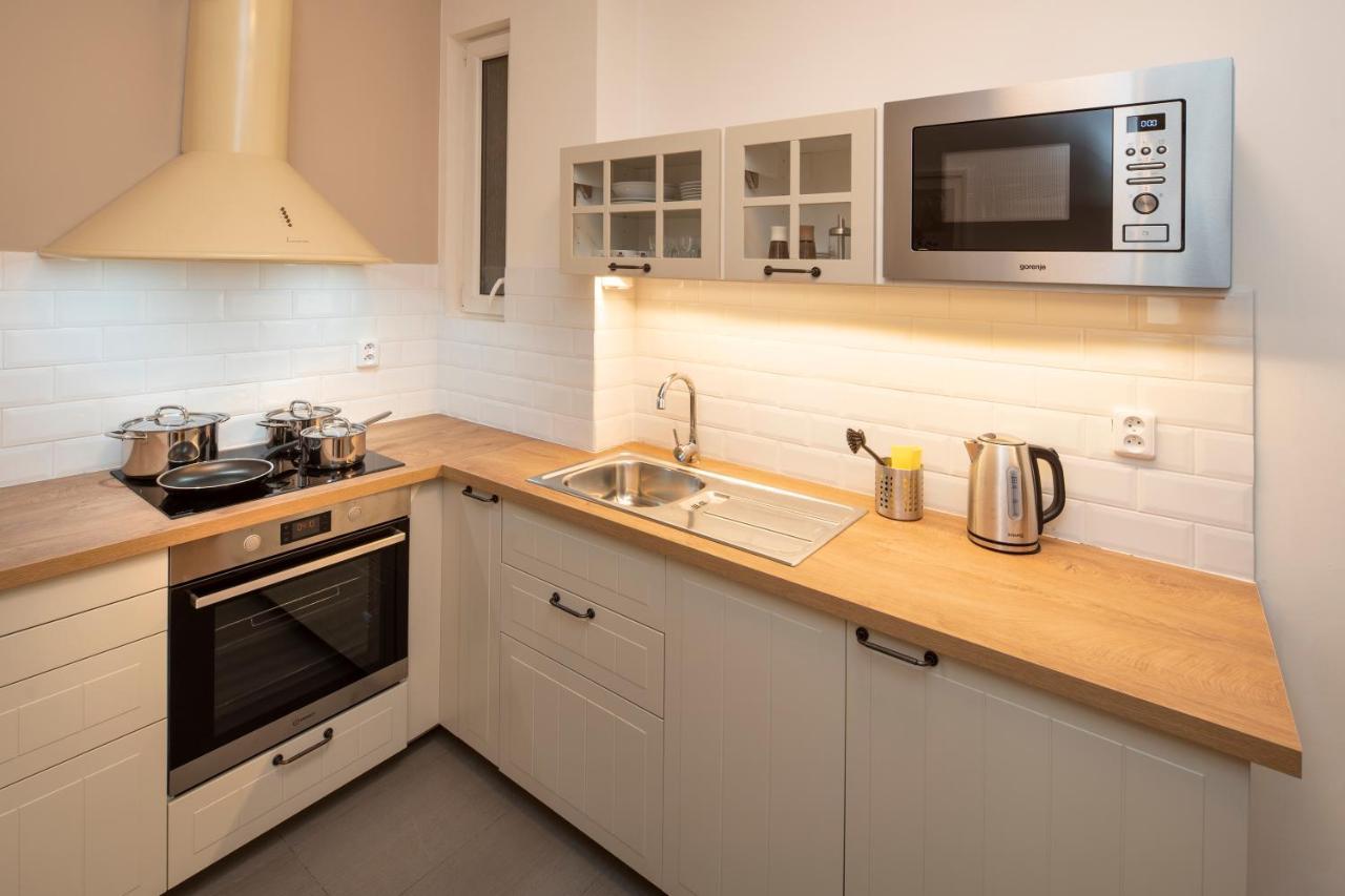 Apart Hotel Zborovska Prague Ngoại thất bức ảnh