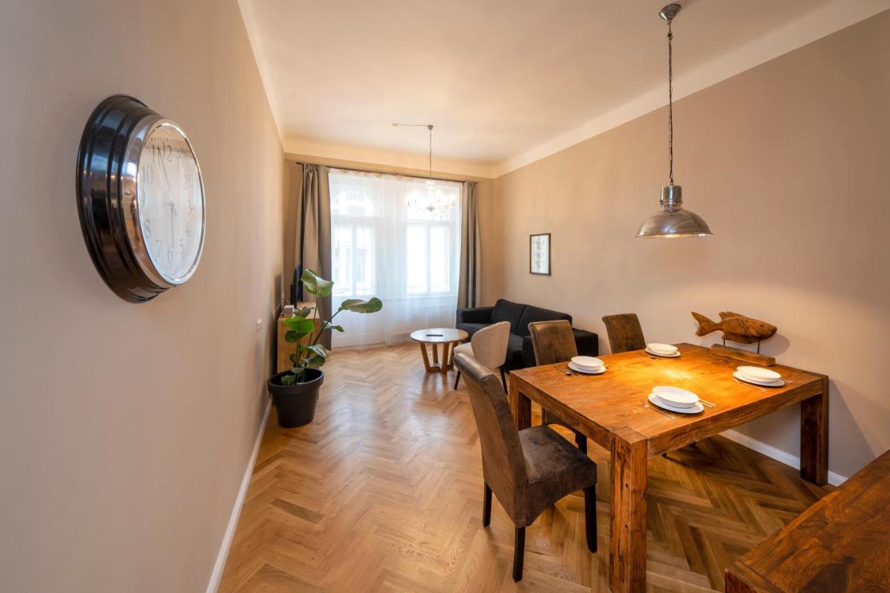 Apart Hotel Zborovska Prague Ngoại thất bức ảnh