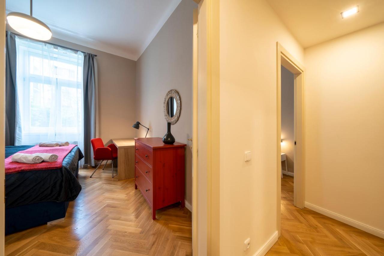 Apart Hotel Zborovska Prague Ngoại thất bức ảnh