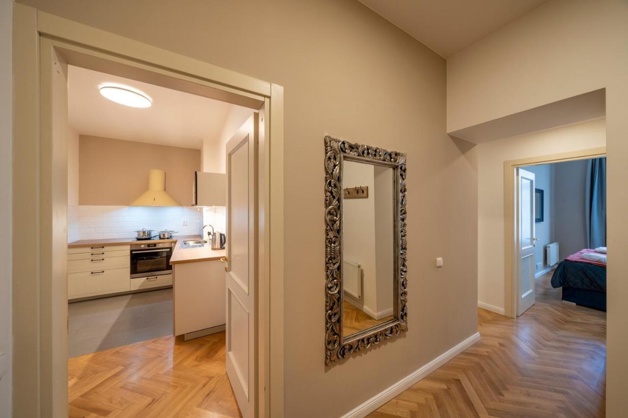 Apart Hotel Zborovska Prague Ngoại thất bức ảnh