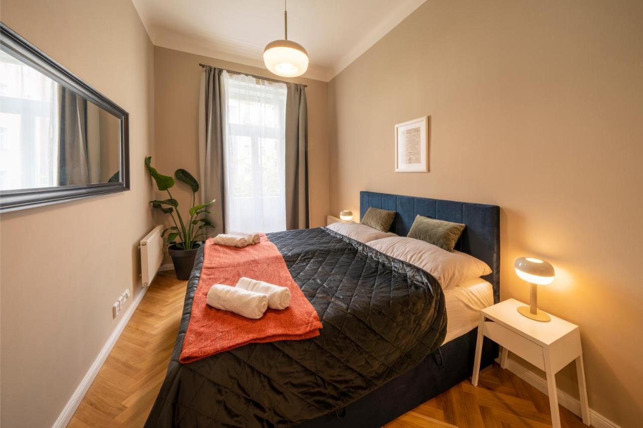 Apart Hotel Zborovska Prague Ngoại thất bức ảnh