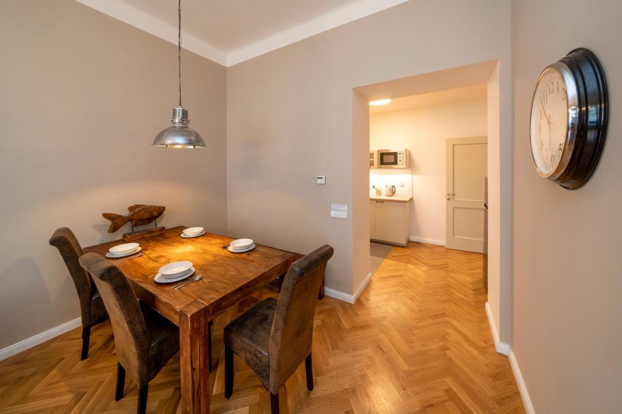 Apart Hotel Zborovska Prague Ngoại thất bức ảnh