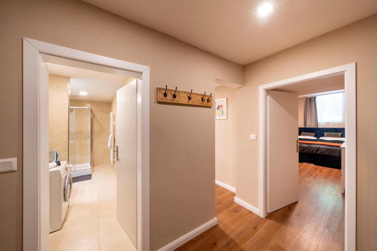 Apart Hotel Zborovska Prague Ngoại thất bức ảnh