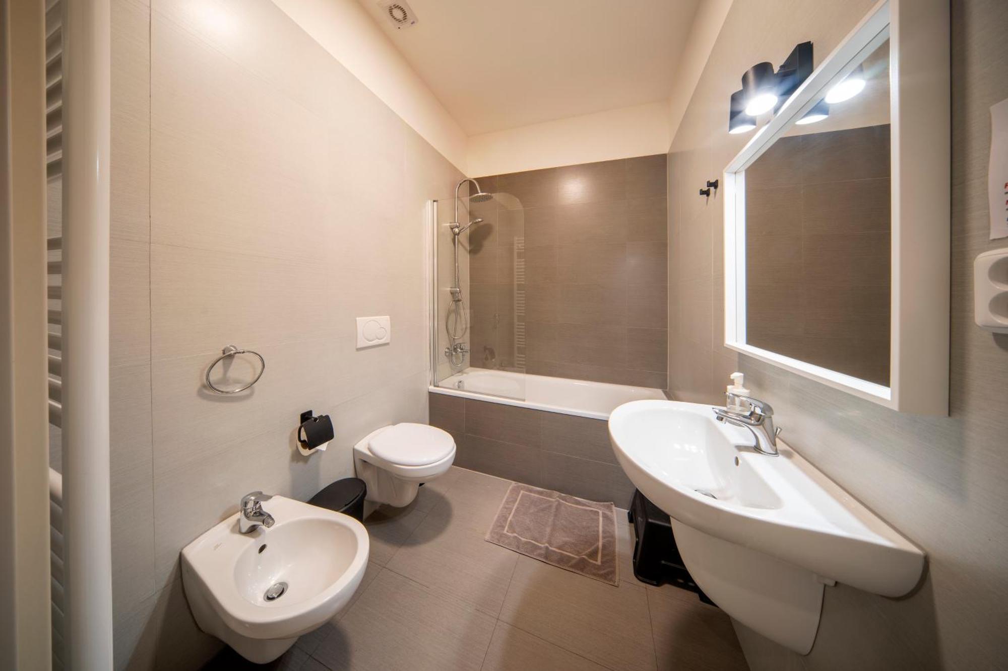Apart Hotel Zborovska Prague Ngoại thất bức ảnh