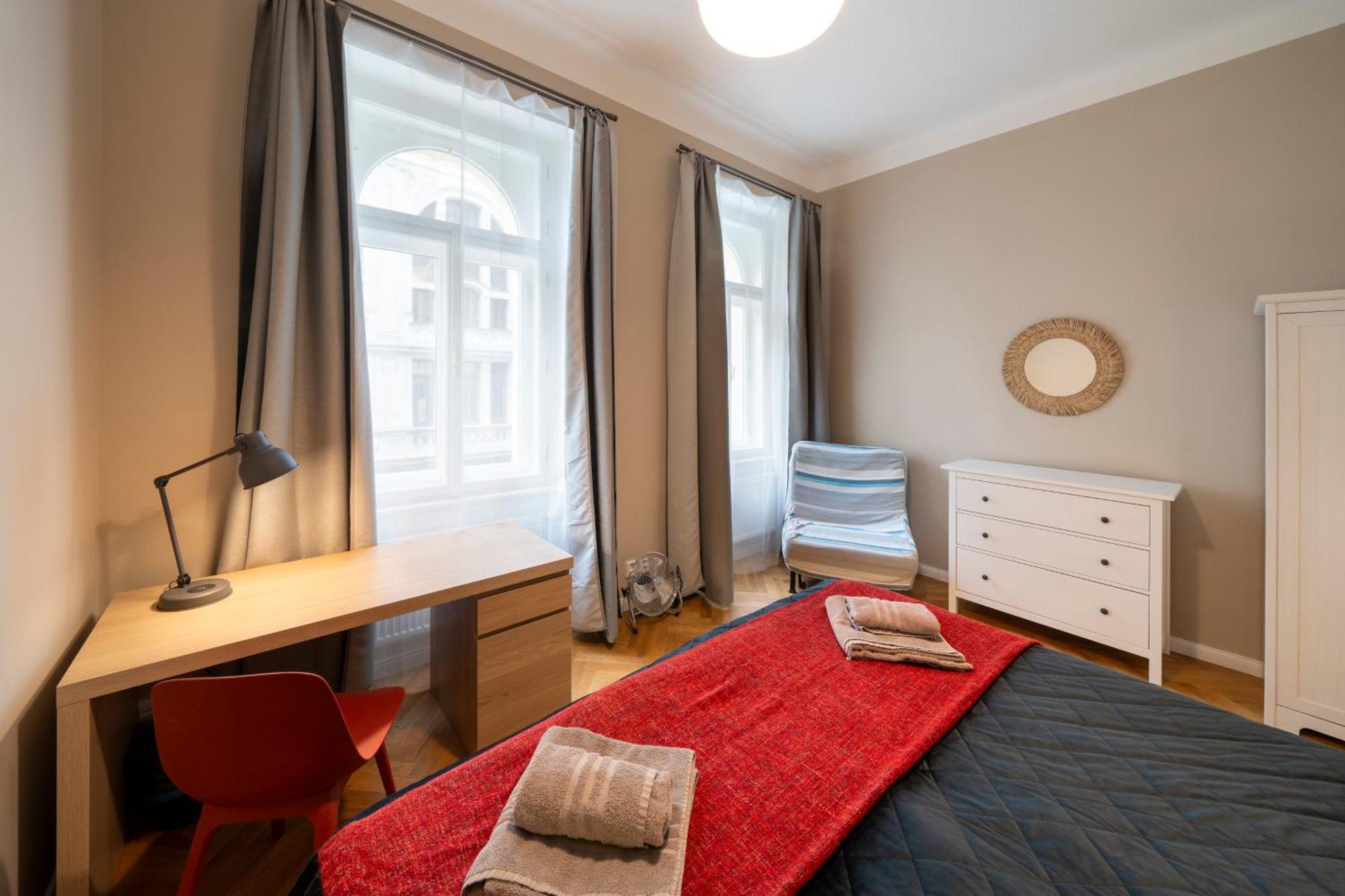 Apart Hotel Zborovska Prague Ngoại thất bức ảnh