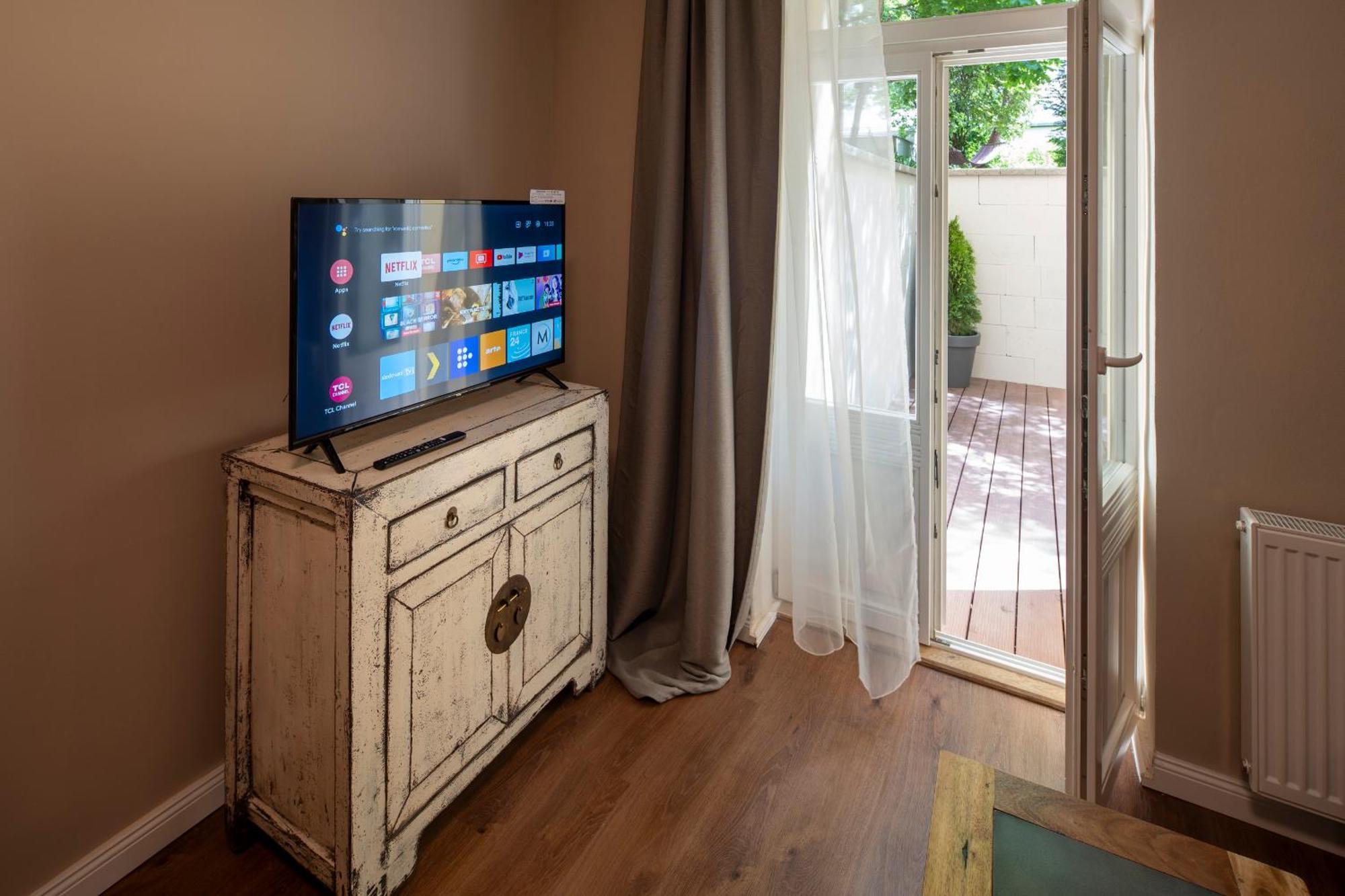 Apart Hotel Zborovska Prague Ngoại thất bức ảnh