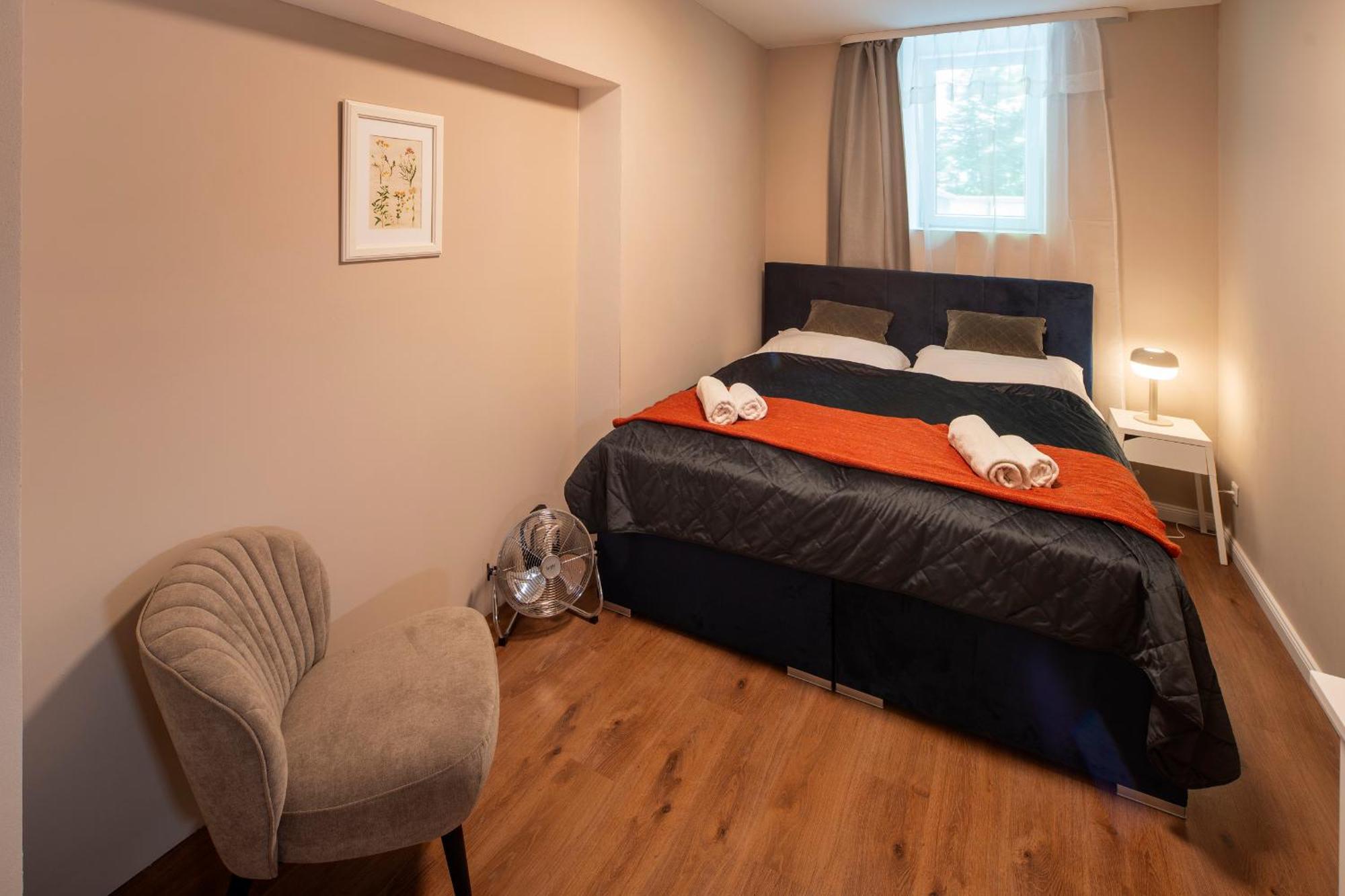 Apart Hotel Zborovska Prague Ngoại thất bức ảnh