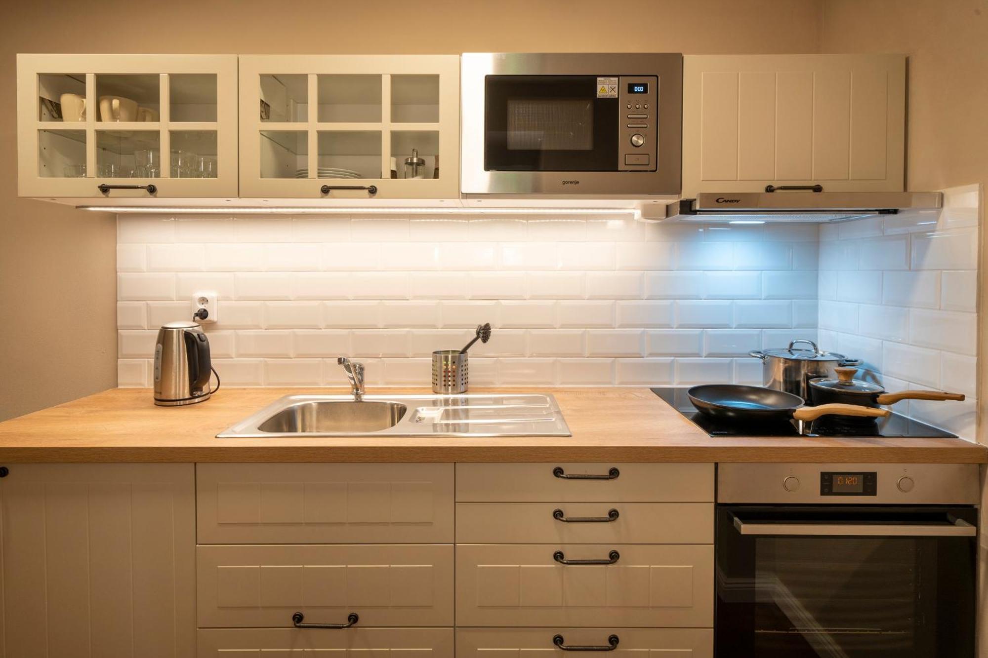 Apart Hotel Zborovska Prague Ngoại thất bức ảnh